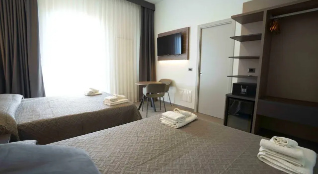 Полулюкс Hotel Giannini