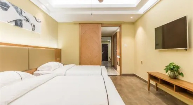 Семейный люкс с видом на море Kingreal Seaview Resort Sanya