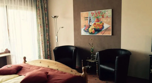 Land-gut-Hotel Hotel Berghof, Забронировать Отель  