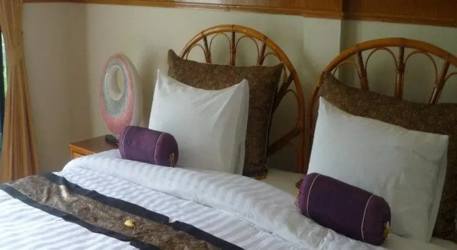 Pen Villa Hotel