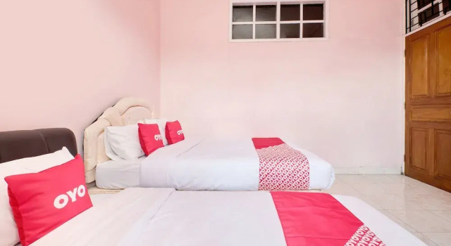 Rizki Dhira Guest House by OYO Rooms
