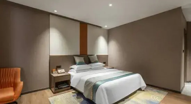 Люкс Premier Taifeng Hotel (Qujing Wanda Bund)