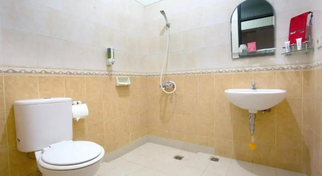 Apartmá RedDoorz @ Surapati