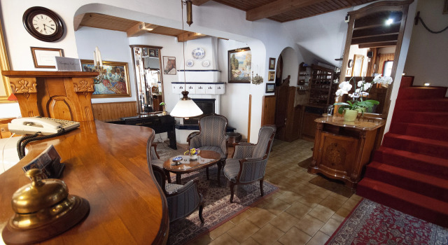 Royal Suite in Villa No 16, Забронировать Отель Братислава Братиславский край, рядом с Мавзолей Хатама Софера