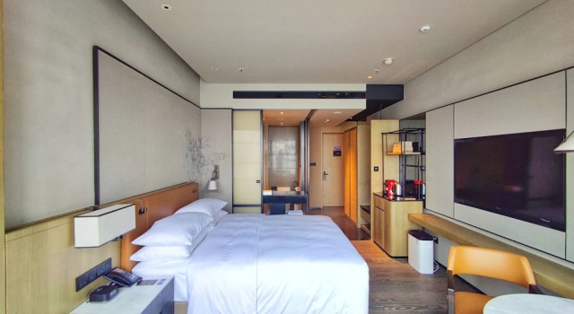 Двухместный номер Executive Courtyard by Marriott Luoyang