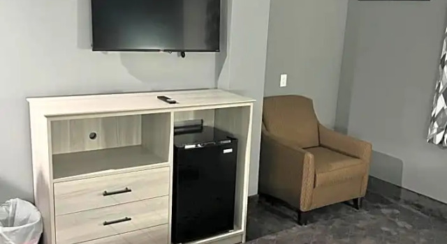 Люкс Deluxe Deluxe Inn & Suites - Long Island City NYC