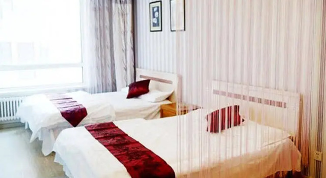 Beijing Ronfeng Hotel, Rezerwuj Hotel Xicheng 