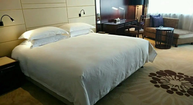 Номер Business HengNa International Hotel