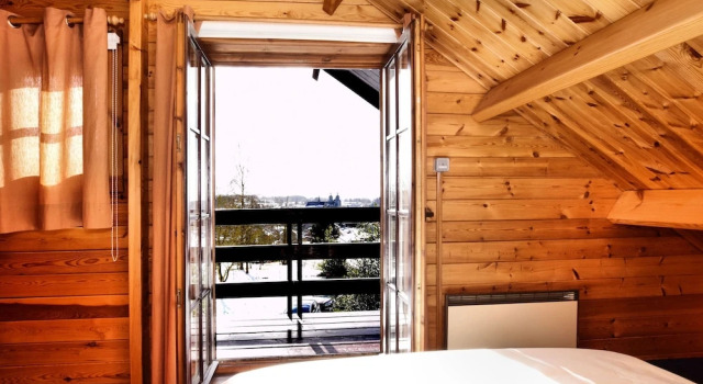 Attractive Chalet In Saint Hubert With Terrace And Garden, Забронировать Шале Отели Сент-Юбер 3 звезды, 3*