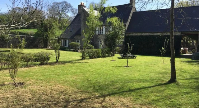 Коттедж La Voisine - Gîte 4 étoiles SPA SAUNA OPTION et salle de jeu, société La Clef Decamp