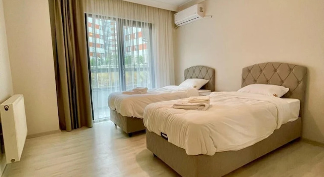Двухместный семейный номер Standard c 1 комнатой с видом на море Shahin Golden Hotel الصقر الذهبي للشقق الفندقية