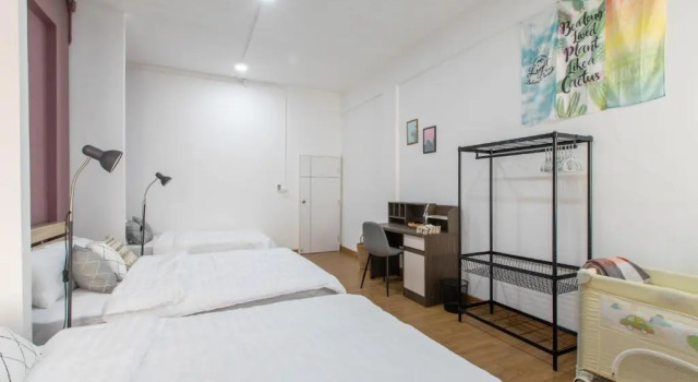 Cozy Home in Chiang Mai's Old City @550m to Prasingh Temple