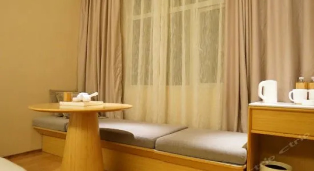 JI Hotel Tianjin Zhongshan Road, Забронировать Отель Цзиньнань Тяньцзинь, рядом с Zhongshan Road Station