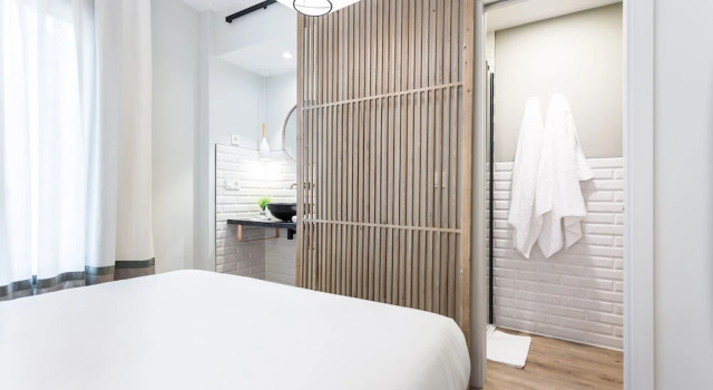 Апартаменты Royal ELEVEN Apartments Real de la Carretería, by Homing U