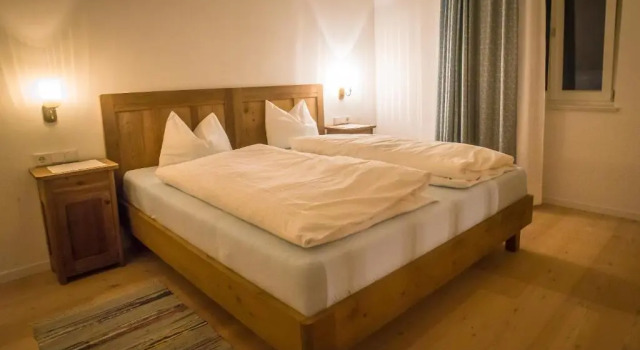 Villa Quenz Family Suites, Забронировать Вилла Коттеджи Ортизеи, Коттедж