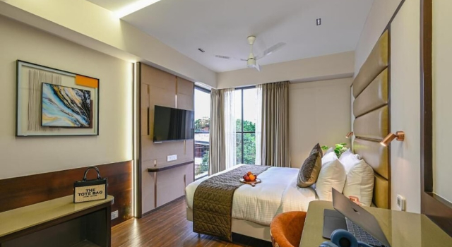 Hotel Grand Girdhar Premier