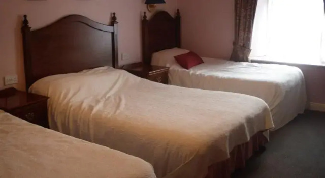 Arch House B&B, Boek Bed and Breakfast Hotels in Clare met parkeren, Parkeren