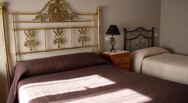 Hostal Casa Jose, Rezervați Hotel Córdoba Madrid