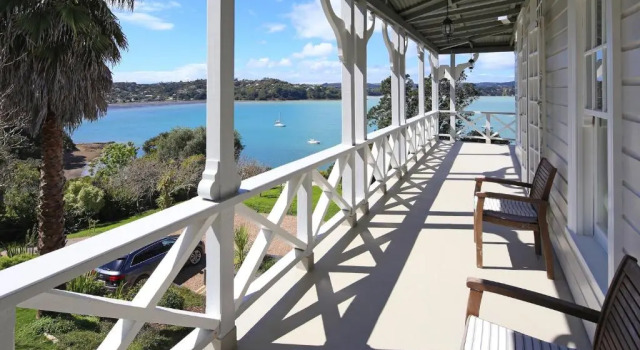 Коттедж The Sanctuary- Stay Waiheke