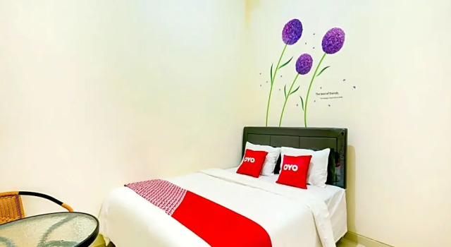 Camera Standard OYO 90173 Innapp Tenggilis Family Residence