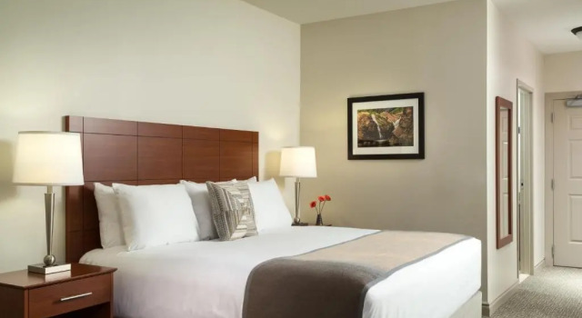 Best Western Pioneer Plaza, Book Hotel Hoteller i The Poconos med pool, Swimmingpool
