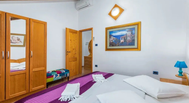 Holiday Home Near Beach in Croatia, Prenota Appartamento Hotel a Isole Quarnerine con parcheggio, Parcheggio