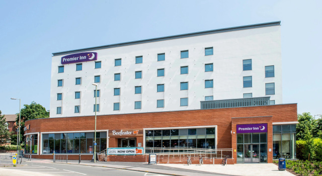 Premier Inn Farnborough Town Centre, Rezervovat Hotel Farnborough Surrey