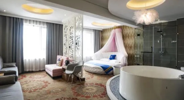 Люкс Superior Super 8 Hotel Premier (Fushun North Railway Station, Jiangjun)