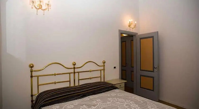 Residenza Storica Casa Brunori, Book Hotel Valtopina Umbria