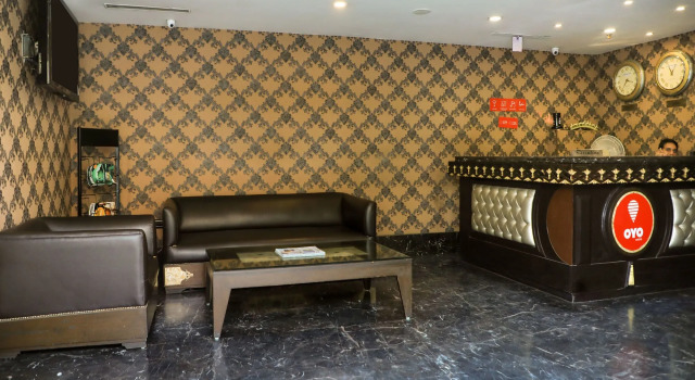 OYO 914 Hotel Casa Luxurio, Rezerwuj Hotel Hotele w Telangana z parkingiem, Parking