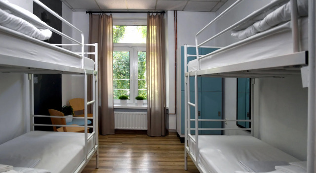 Warsaw Hostel Centrum Private Rooms & Dorms, Забронировать Хостел Средместье Варшава, рядом с Конференц-центр Рондо Один