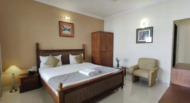 Q 23 Resort Candolim Beach, Boek Resort Candolim Noord-Goa