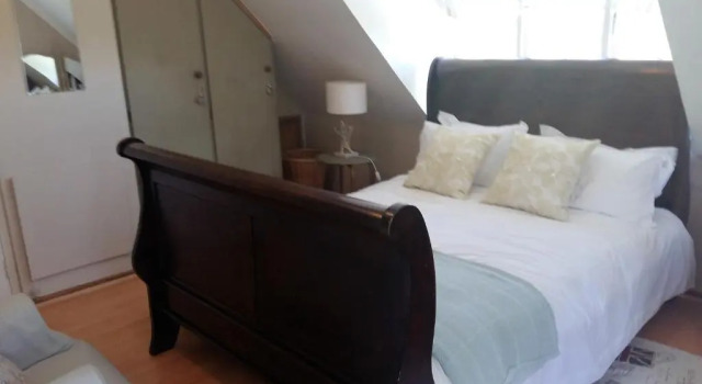 Двухместный номер Standard с видом на сад Almond Cottage Bed & Breakfast