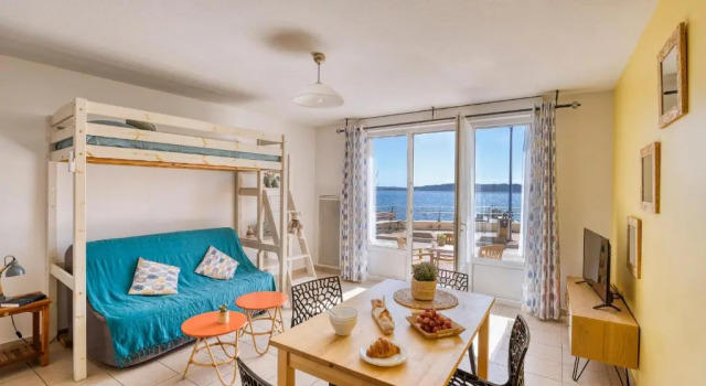 Студия с видом на море Residence La Gabiniere