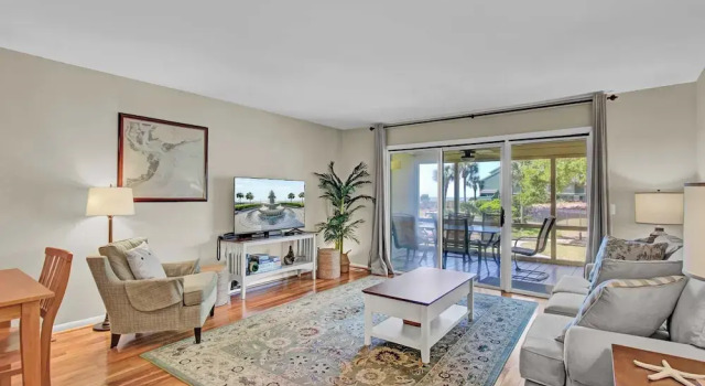 Апартаменты 3C Mariners Walk by Avantstay Beach & Pool Access, Enclosed Porch