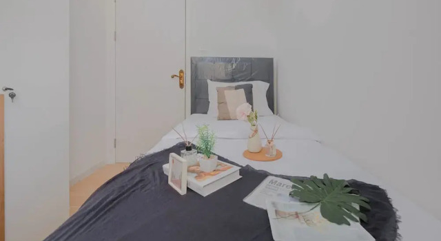 Spacious 3Br At Daan Mogot City Apartment, Book Apartment Jakarta Jakarta Province