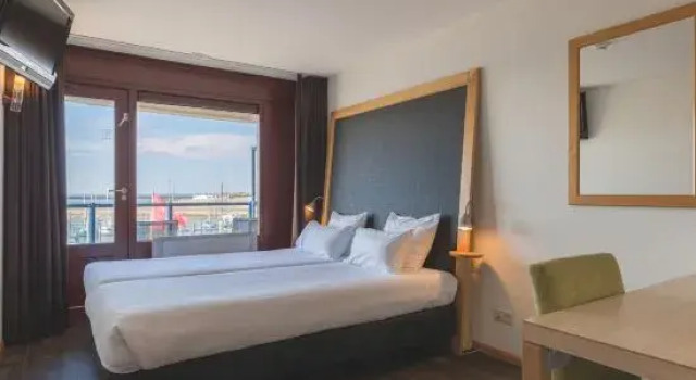 Номер Comfort Leonardo Hotel IJmuiden Seaport Beach