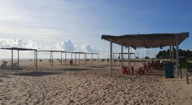 Bangalô 12 na praia de Guaratiba, Prado, ba
