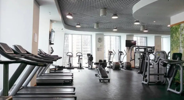 Astonishing 1BR in Fabulous Cayan Tower, Забронировать Отель Дубай Эмират Дубай, рядом с Международный яхт-клуб Дубая