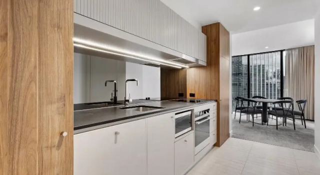 Номер Standard с балконом Adina Apartment Hotel Melbourne Southbank
