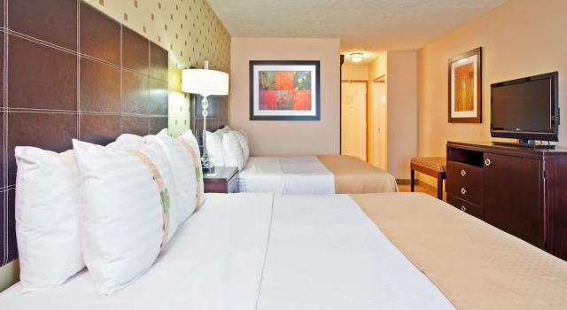 Двухместный номер Standard Holiday Inn Bloomington-University Area by IHG