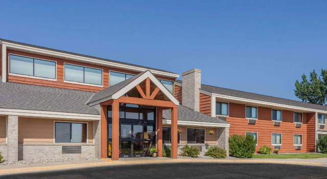 Номер Standard AmericInn by Wyndham Hutchinson