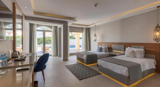 Люкс Jacuzzi Executive Sunrise Diamond Beach Resort -Grand Select