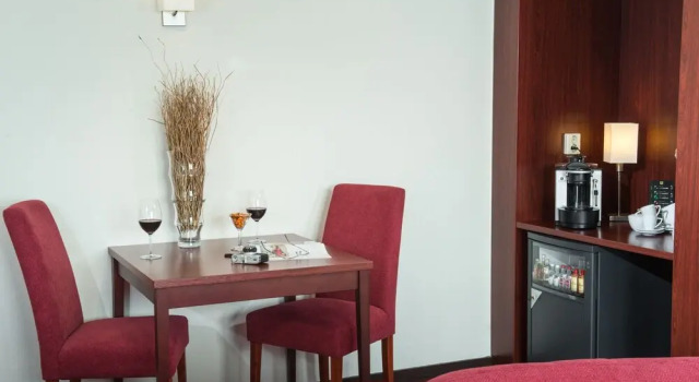 Полулюкс Hotel Greenside Texel