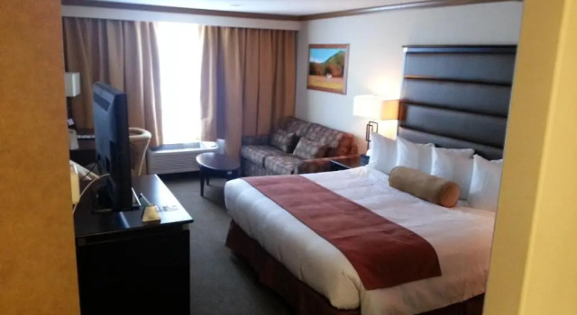 Семейный люкс Best Western Plus Rose Country Hotel