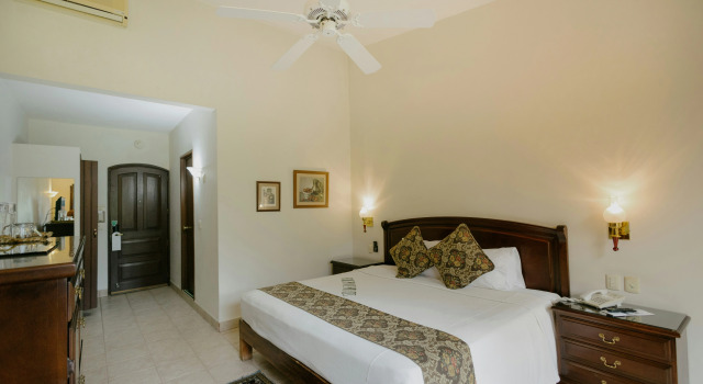 Hotel Hacienda Los Laureles, Rezerwuj Ośrodek wypoczynkowy San Felipe del Agua Oaxaca