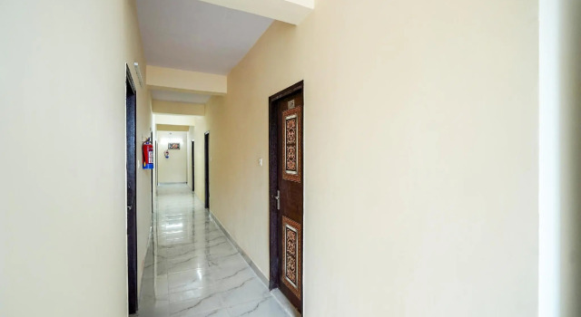 Hotel Pole Star by OYO Rooms