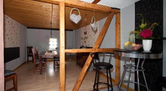 Ferienwohnung Uwes Sporthütte, Prenota Hotel Hotel a Garz con parcheggio, Parcheggio