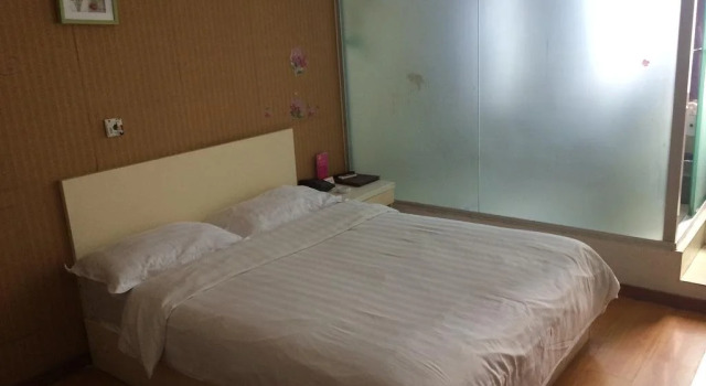 Yiting Hotel, Varaa Hotelli Zhoupu Shanghai