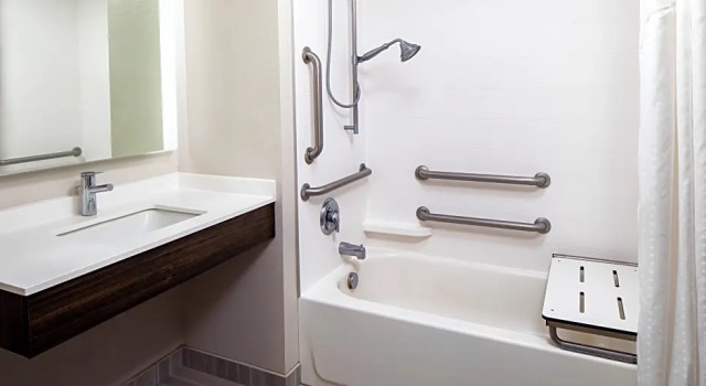 Четырёхместный люкс c 1 комнатой Holiday Inn Express & Suites Los Alamos Entrada Park by IHG